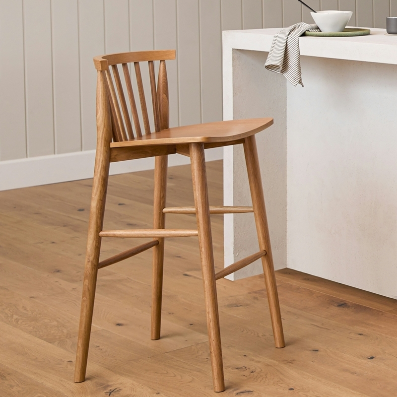 Bar Stool with Spindle Backrest and Light Oak Finish