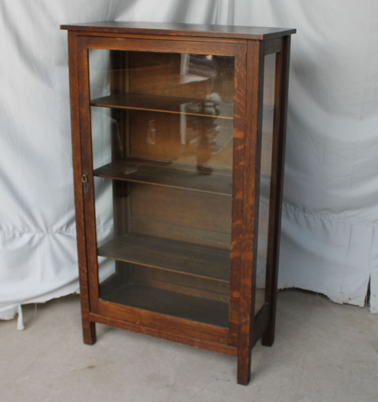 Bargain John's Antiques | Arts and Crafts Mission Oak China or Curio Cabinet  - 32" wide - Bargain John's Antiques