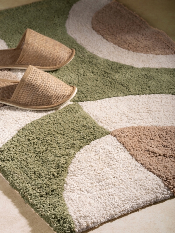 Bath Mat with Organic Abstract Shapes in Sage Green Tufted Pile
