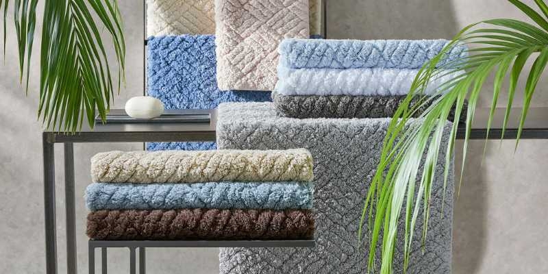 Bath Rug with Braided Diamond Texture and Plush High Pile