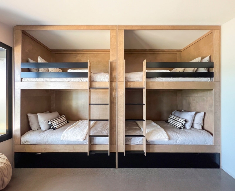 Built-in Bunk Beds Natural Wood Panels Matte Black Railings