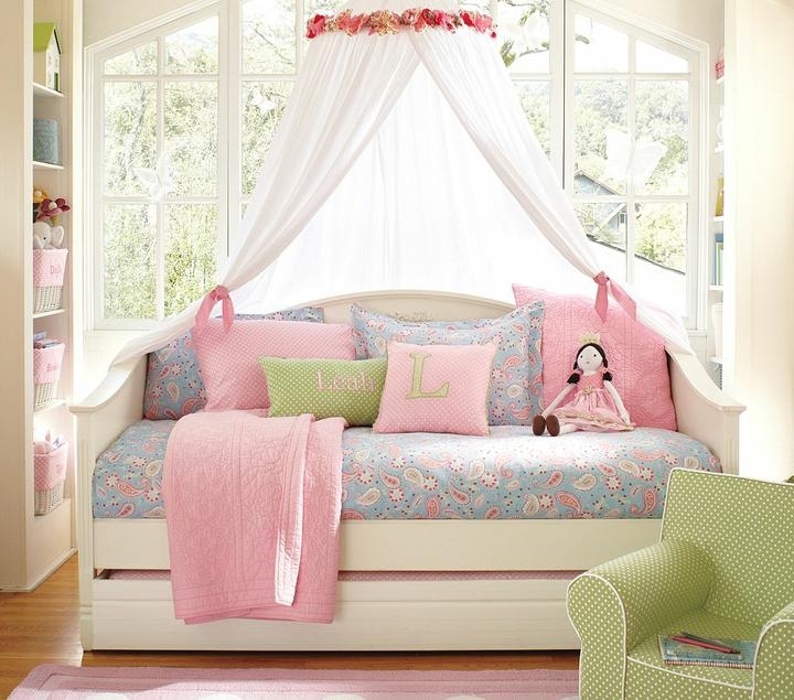 Daybed With Trundle Floral Canopy Paisley Bedding Polka Dot Decor
