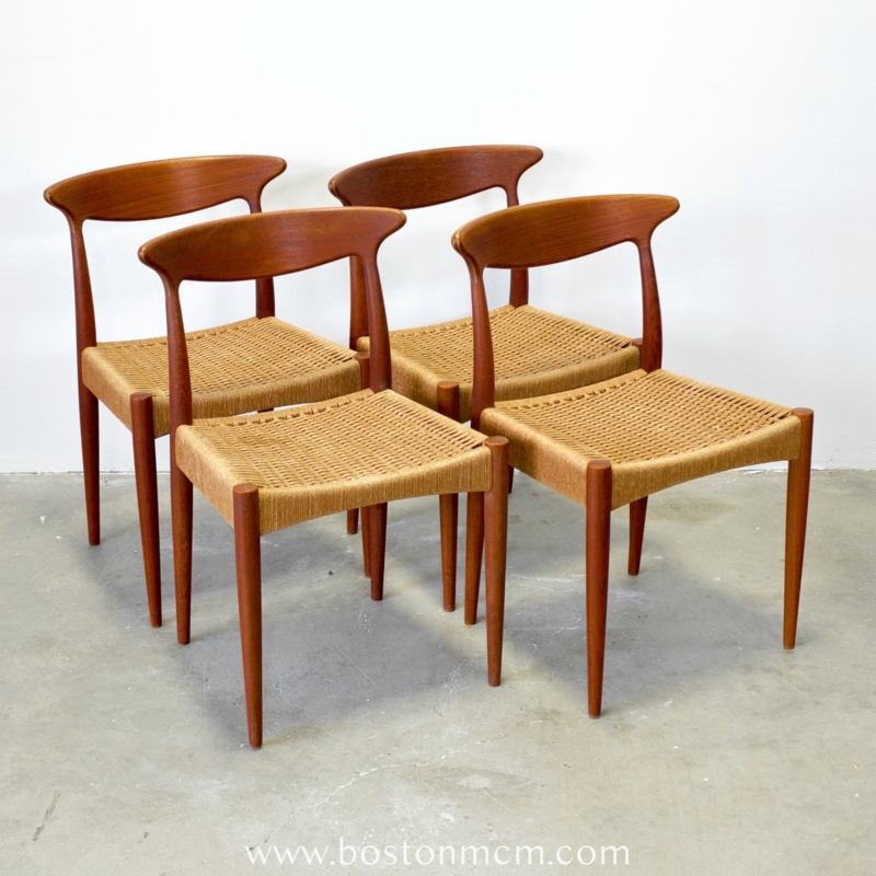 Dining Chair Curved Oxhorn Backrest Woven Paper Cord Seat Set of Four