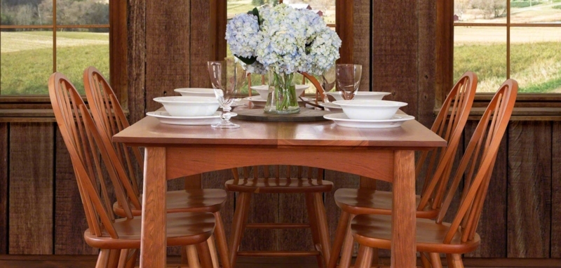 Dining Table Set Cherry Brown Windsor Spindle Back Arched Apron