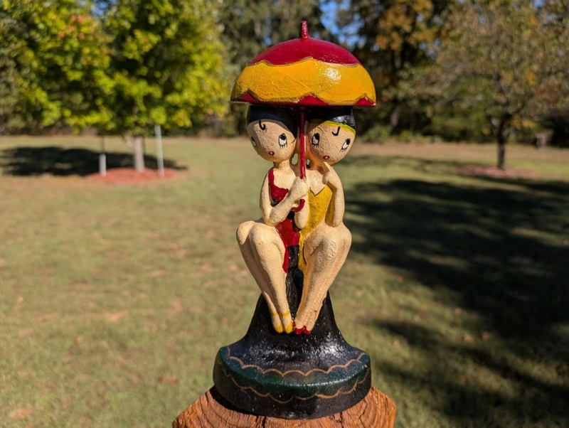 Doorstop Bathing Beauties Umbrella Parasol Vintage Cast Iron