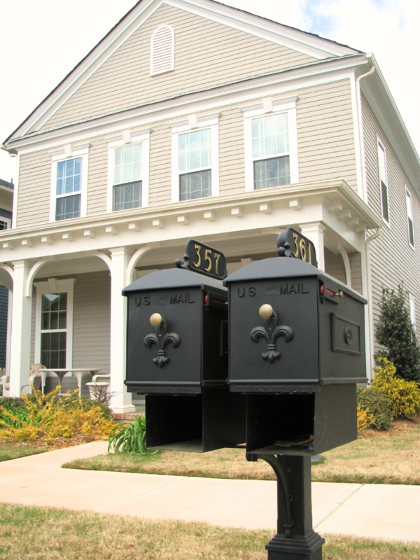 Double Estate Mailbox with Fleur-de-Lis Emblem and Newspaper Slot
