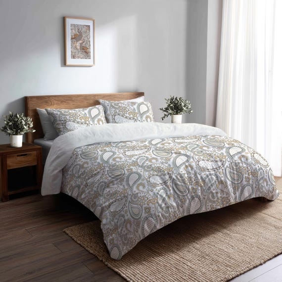Earth Tone Paisley Duvet Cover Set: Neutral Bedding with Boho Chic Style