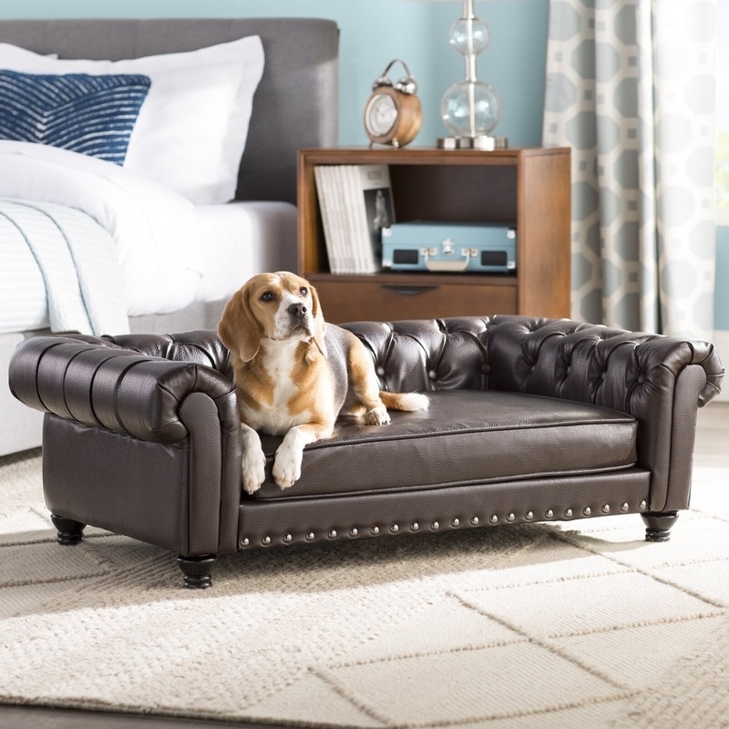 Elevated Dog Bed in Chesterfield Style with Turned Legs