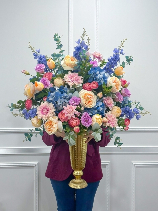 Faux Floral Arrangement: Large Ribbed Gold Vase Luxury Centerpiece