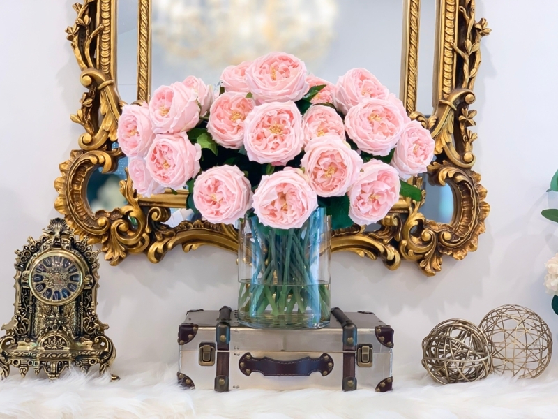Floral Arrangement: Romantic Ruffled English Rose Petals for Mantel Decor