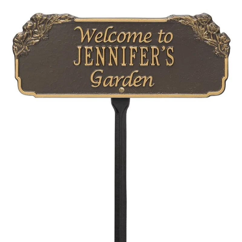 Garden Plaque Scalloped Edge with Antique Gold Floral Motifs