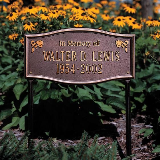 Garden Plaque with Arched Top and Rose Floral Corner Accents