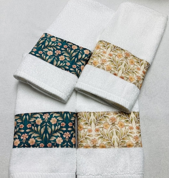 Hand Towels Vintage Floral Print Contrast Bands Primitive Flower