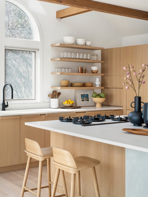 Kitchen Island with Flat Panel Cabinets and Integrated Cooktop