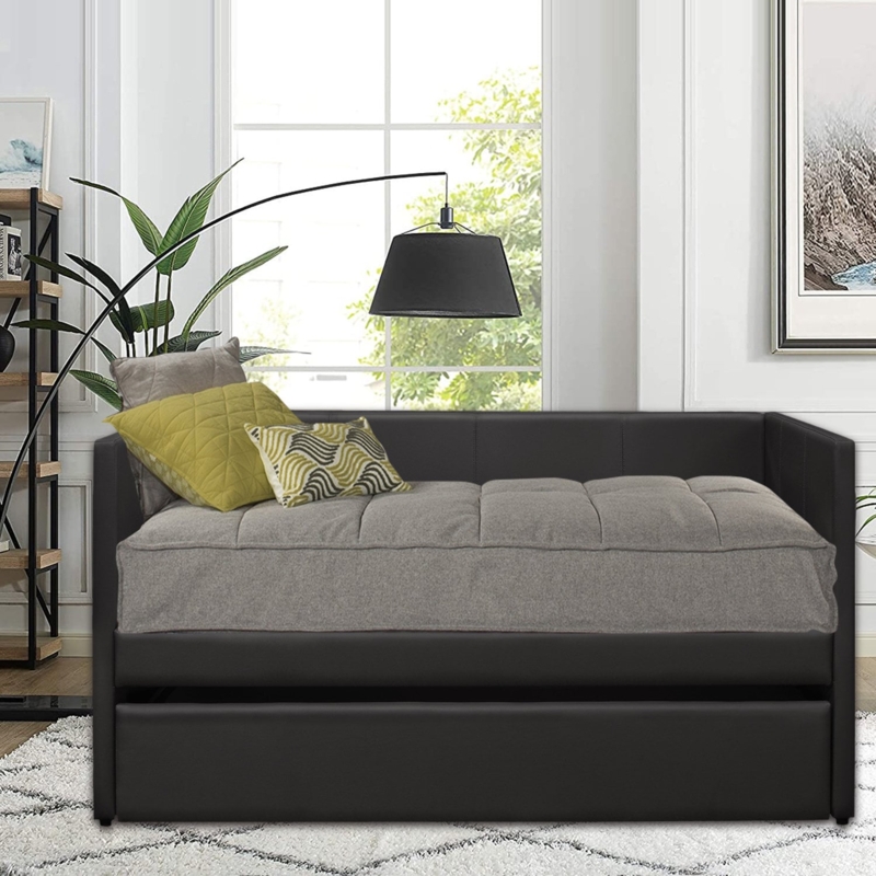 Leather-Like Black Metal Daybed with Tufted Mattress Cover