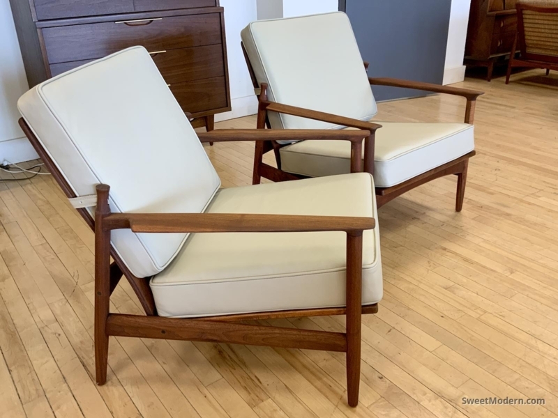 Lounge Chair Pair Reclining Back Sculpted Arms Off-White Upholstery