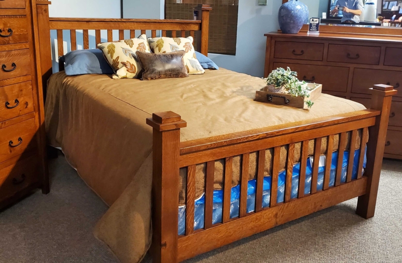 Mission Bed Rustic Style Quarter Sawn Oak with Tiered Post Caps