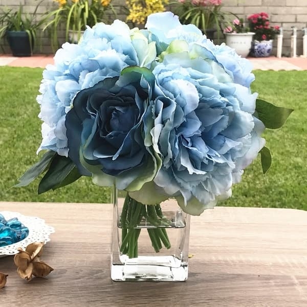 Mixed Blue Peony Roses Flower Arrangement in Square Glass Vase