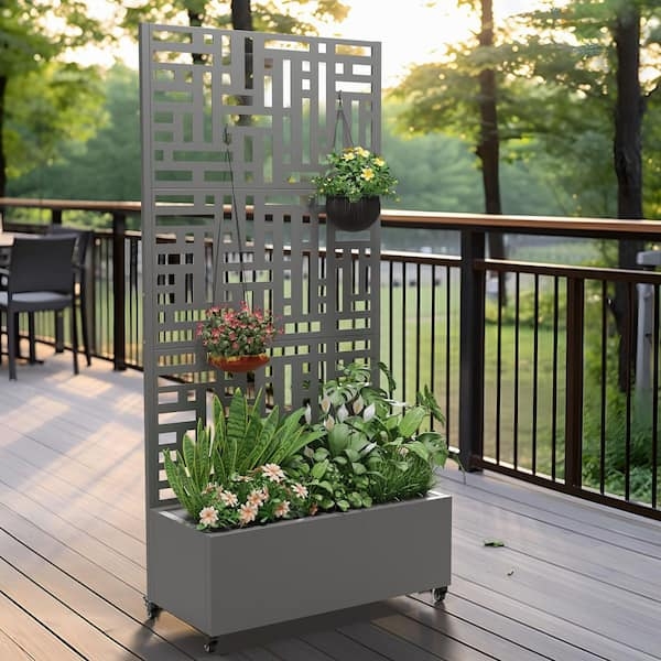 Mobile Planter with Trellis and Geometric Privacy Screen