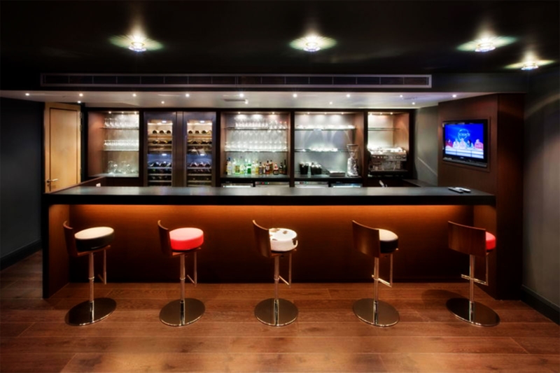 Modern Home Bar Amber Under-Counter Lighting Wine Coolers