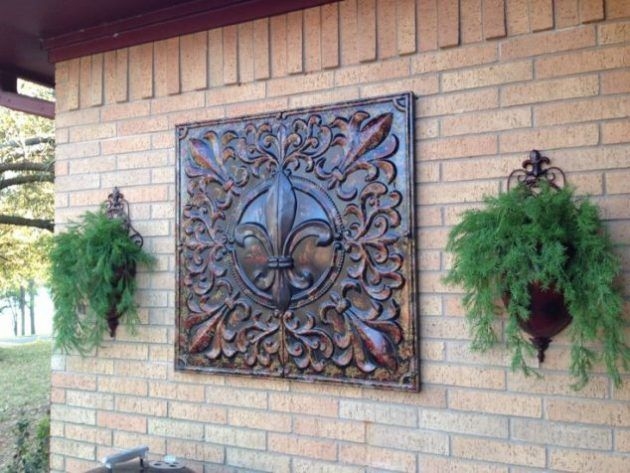 Outdoor Wall Art Fleur De Lis Motif Antique Bronze Embossed Relief