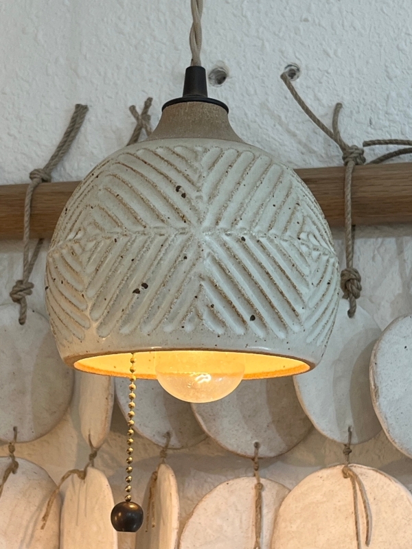 Pendant Light Speckled Ceramic Chevron Pattern Pull Chain Switch