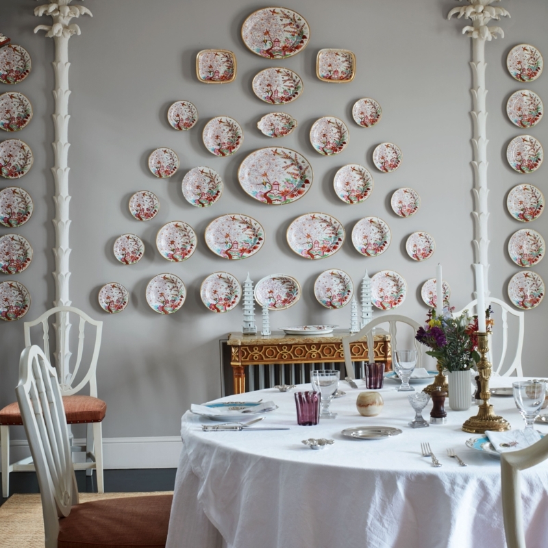 Plate Wall Gallery with Chinoiserie Patterns and Architectural Columns