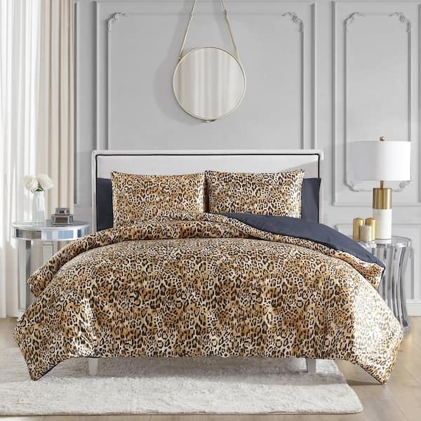 Reversible Satin Bedding Set with Bold Leopard Print & Navy Underside