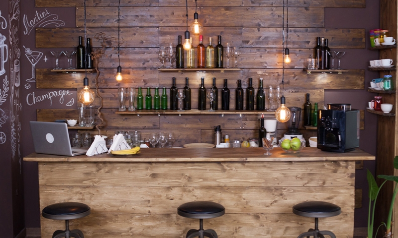 Rustic Bar Set Industrial with Horizontal Plank Design & Exposed Bulbs