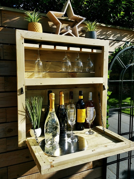 Fold Up Bar