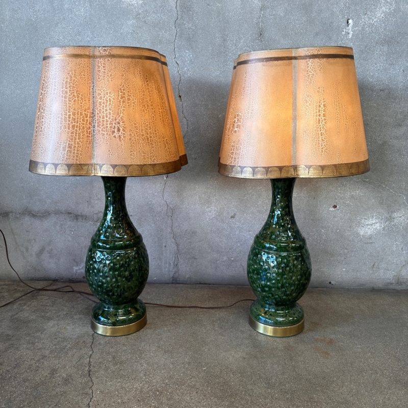 Table Lamp Set Emerald Green Dimpled Pottery Scalloped Shades