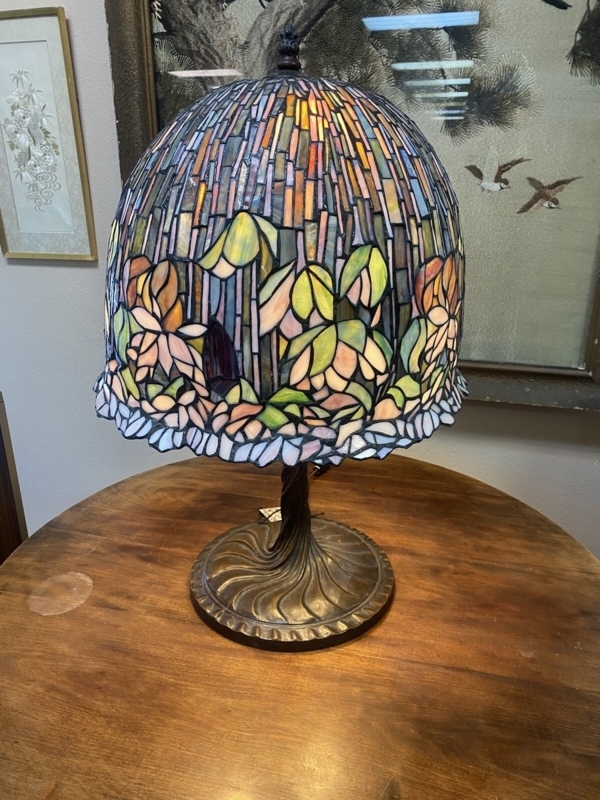 Table Lamp: Twisted Vine Base Lotus Stained Glass Lamp