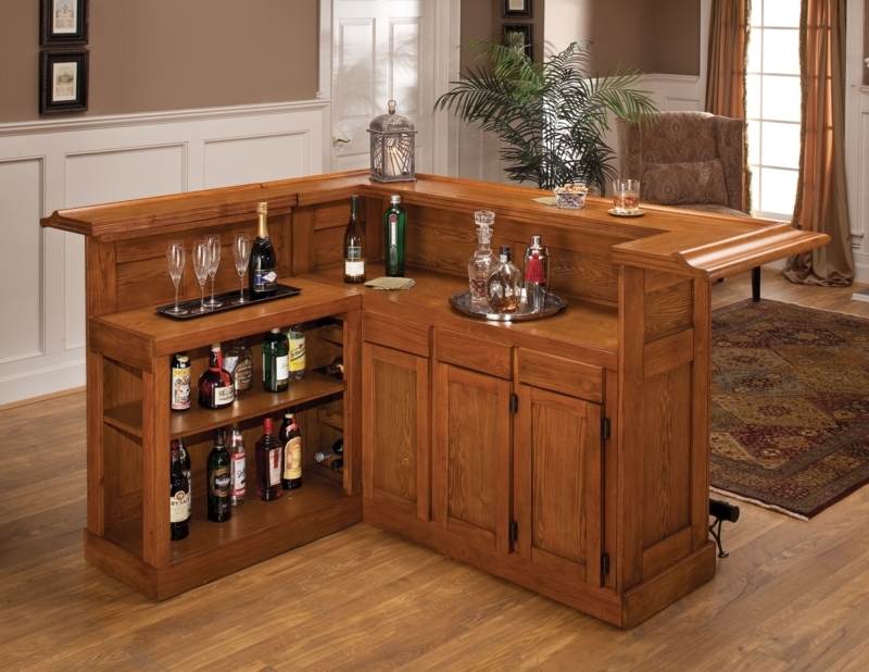 Traditional L-Shaped Home Bar Dual Level Counter Wood Toned