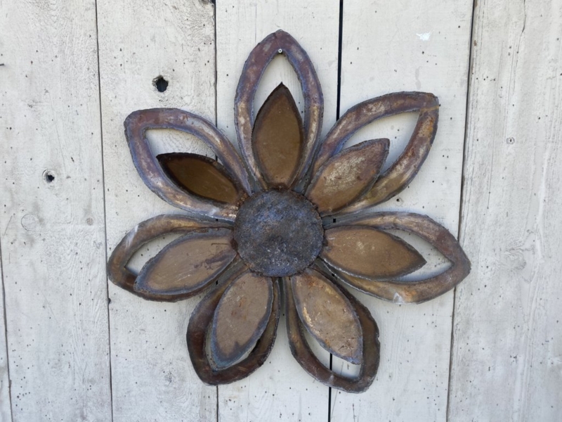 Wall Decor Large Scale Rusted Finish Layered Petals