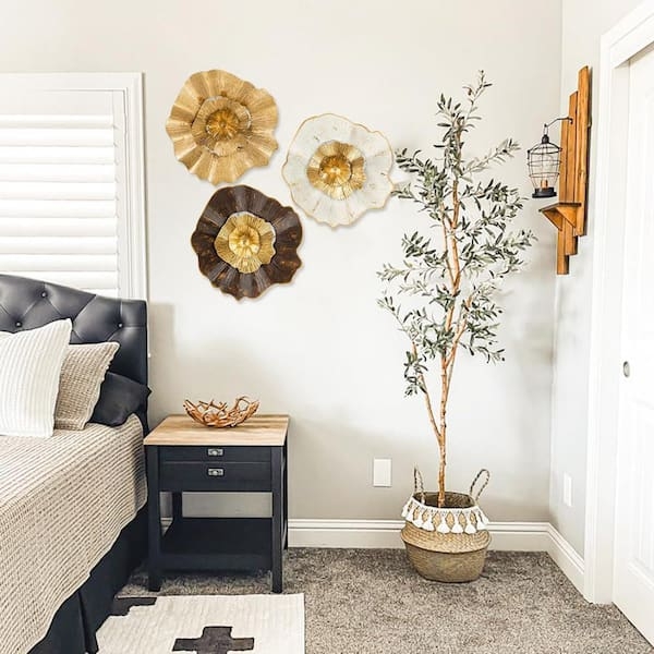 Wall Decor Set Of Three Mixed Metallic Organic Floral Shape Flowers