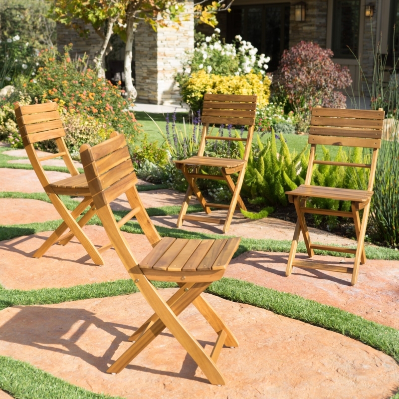 Acacia Wood Folding Chair with Contoured Slatted Seat