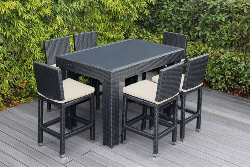 Beautiful Brand New Outdoor Wicker Bar Dining Set