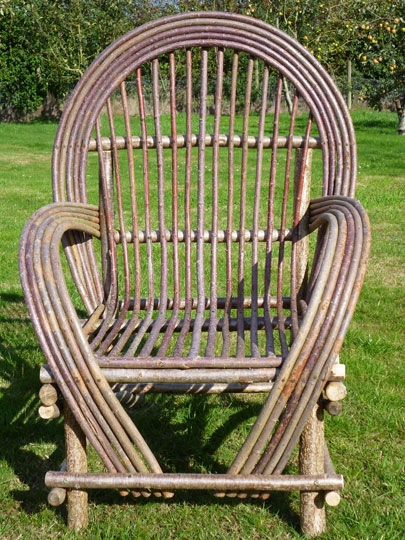 Bentwood Armchair: Rustic Bundled Branch Construction with Arched Back