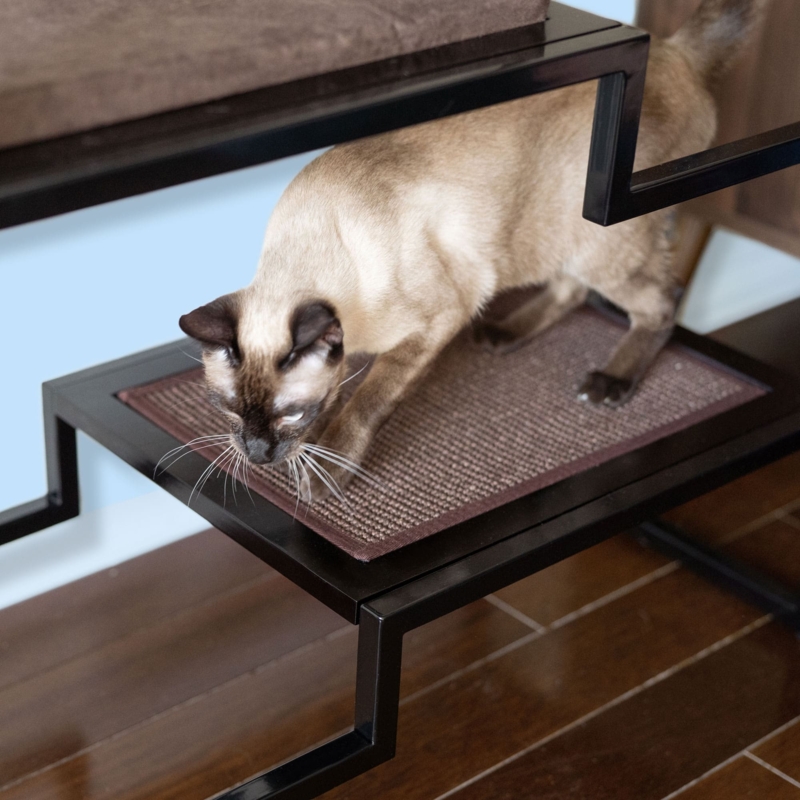 Cat Condo Geometric Metal Frame Recessed Scratch Pad