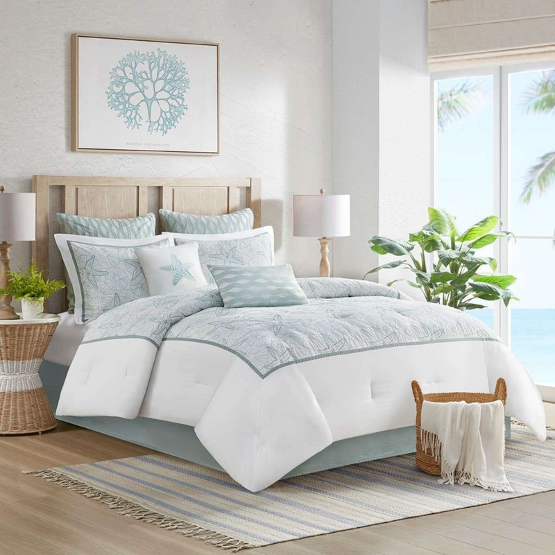 Comforter Set Seafoam Green Starfish Motifs Embroidered Border