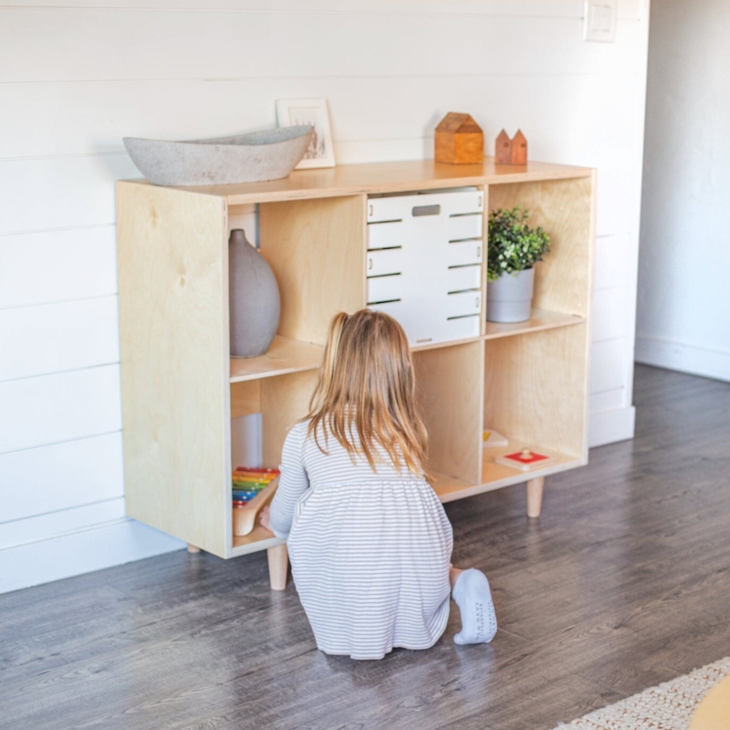 Cube Shelf Montessori Toy Shelving with Exposed Plywood Edges