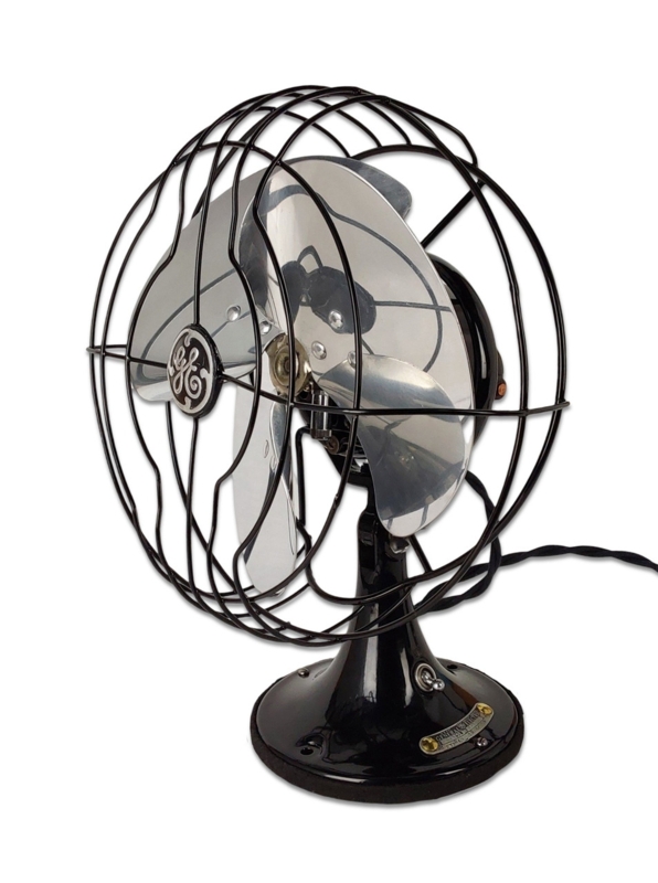 Desk Fan Vintage GE Art Deco Glossy Black Overlapping Blades