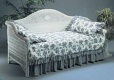 Diamond Weave Wicker Daybed, Ruffled Skirt, Arched Backrest