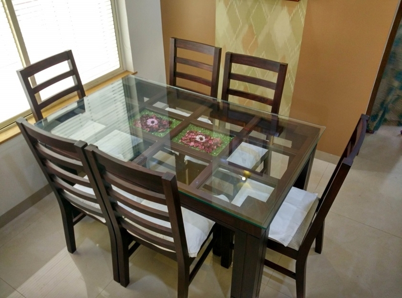 Dining Set Walnut Display Compartment Glass Top 6 Seater Ladder Back