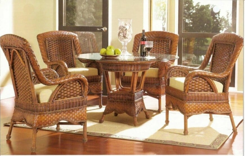 Dining Set Woven Rattan Glass Top Scalloped Apron Honey Brown