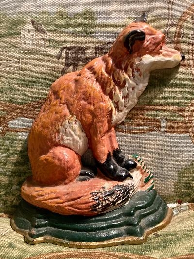 Door Stop Figurine: Sitting Red Fox in Hand-Painted Cast Iron