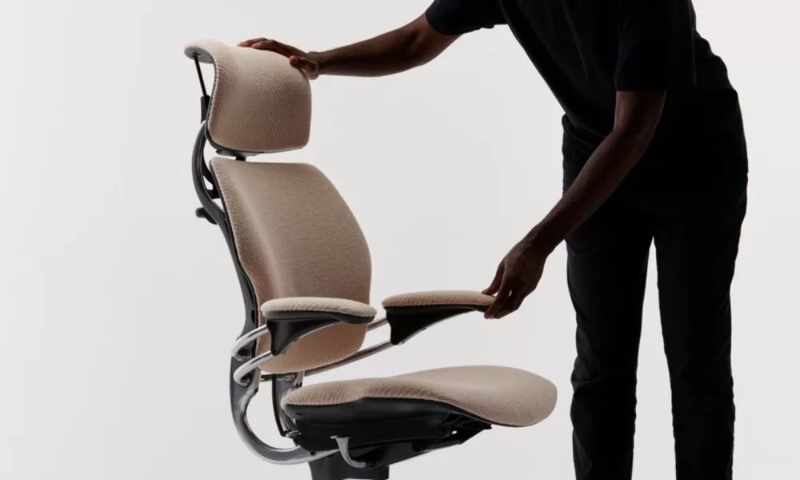 Ergonomic Chair with Curved Spine and Oatmeal Textured Fabric