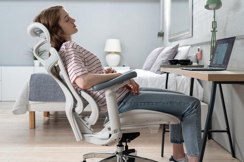 Ergonomic Office Chair with Split Lumbar Support and White Frame