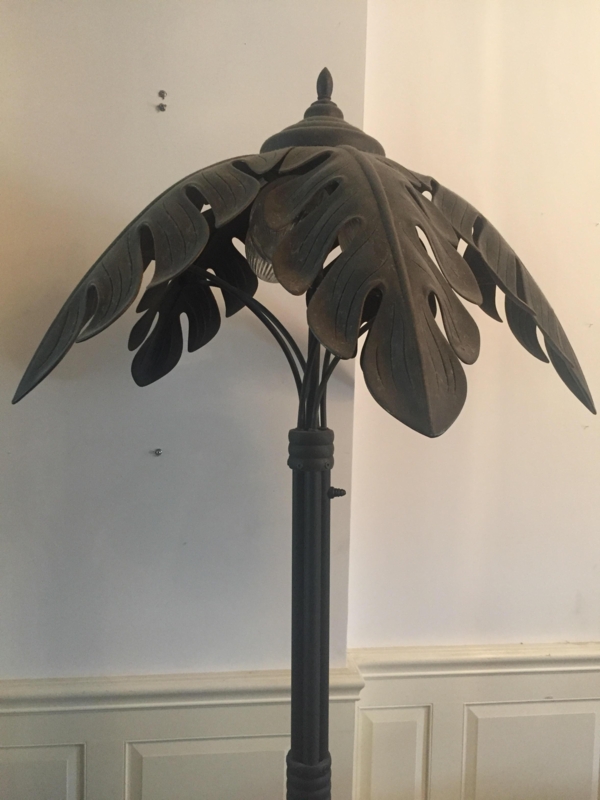 Floor Lamp Weathered Antique Finish with Overlapping Fronds Shade