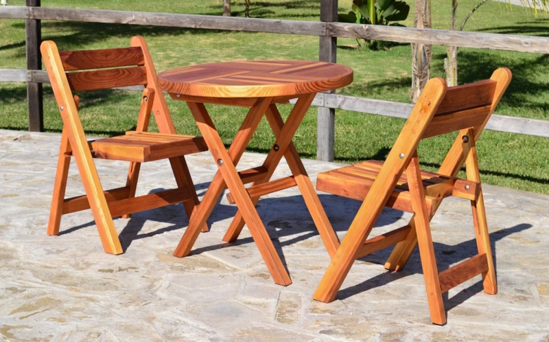 Folding Bistro Set Reddish Brown Wood with Slatted Table